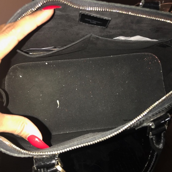 Authentic Louis Vuitton Alma GM - Picture 2 of 5